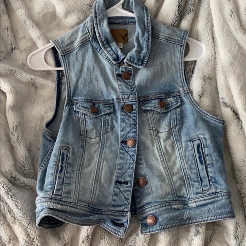 American Eagle Jean Vest